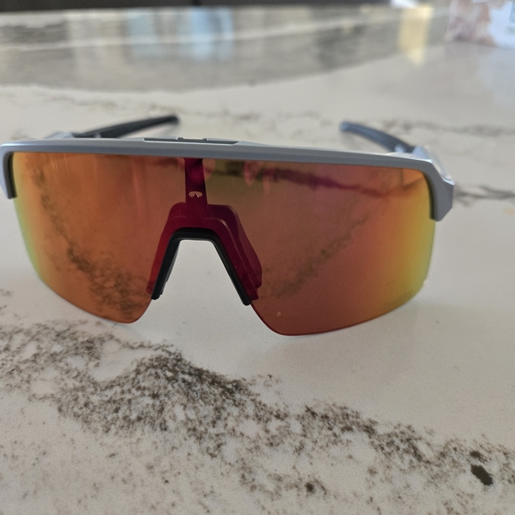 Oakley Kansas City Chiefs Sutro Lite PRIZM Sunglasses - Picture 2 of 5